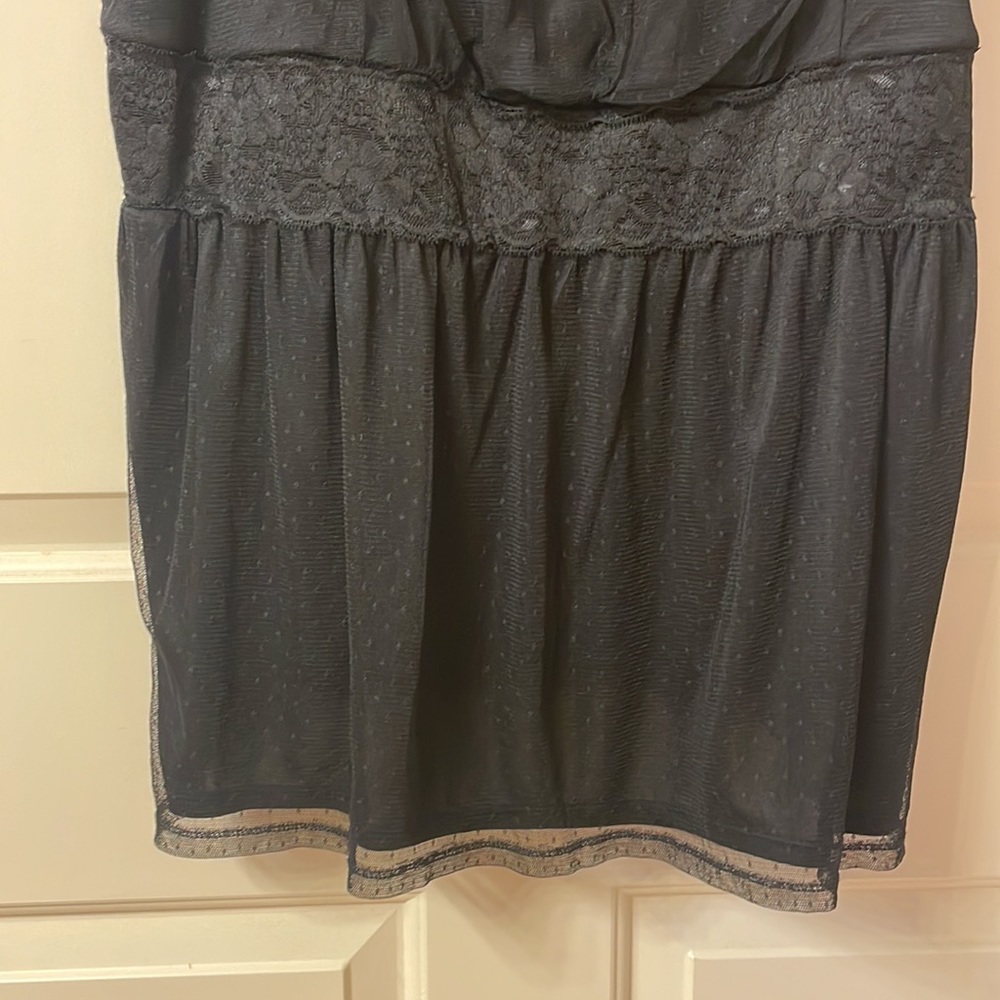 Torrid Lace and Tulle Black Tank Top Cami Size 3 - Picture 4 of 12